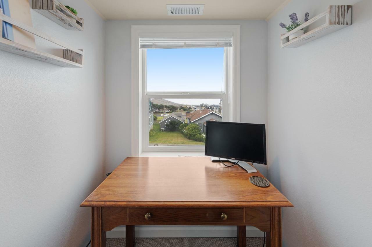 3 Bed 2 Bath Vacation Home In Newport Exterior photo