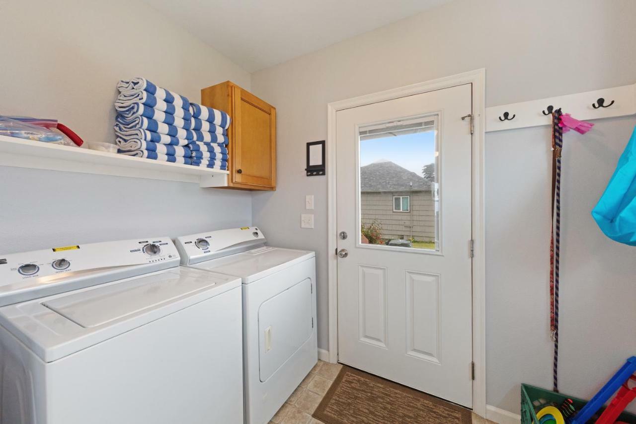 3 Bed 2 Bath Vacation Home In Newport Exterior photo